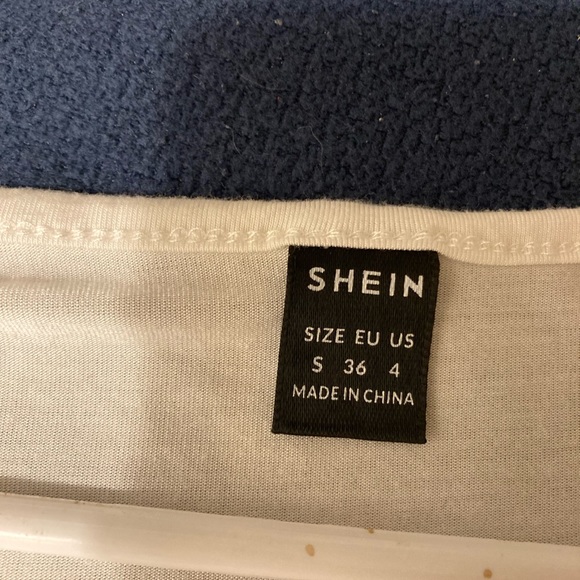 SHEIN crop/halter top - Picture 2 of 4